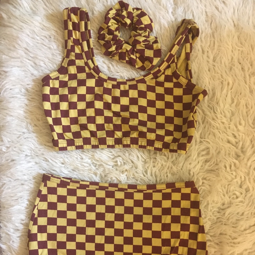 Shop ARQ Set in Pierott